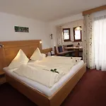 Haus Rosi ゲストハウス ウムハウゼン