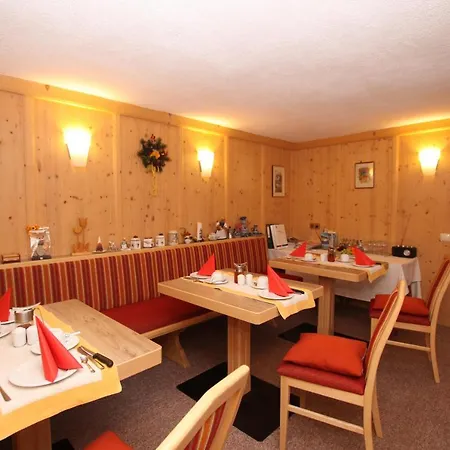 Pensjonat Haus Rosi Umhausen