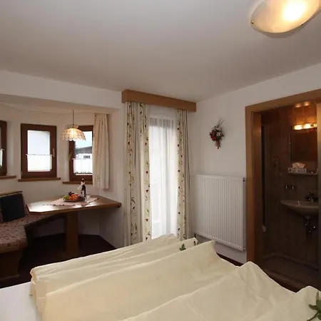 Guest house Haus Rosi 3*